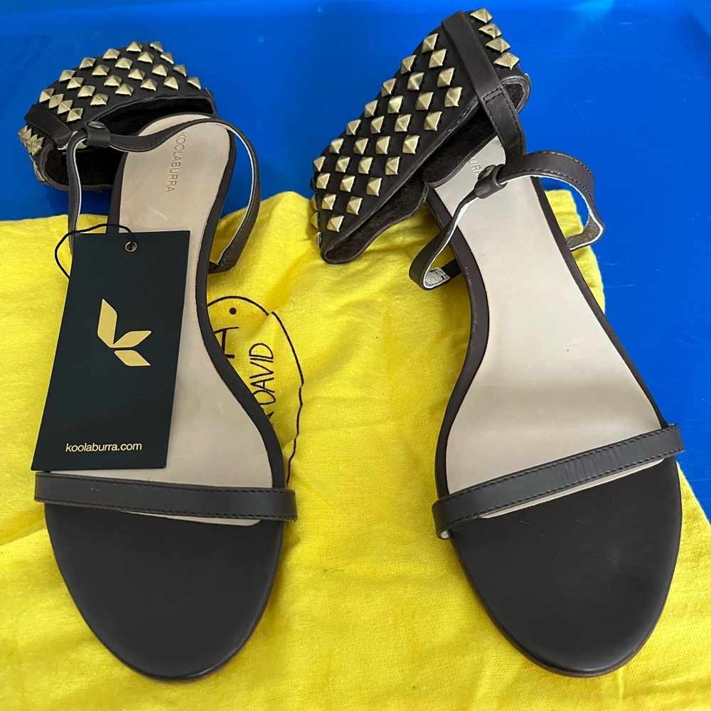 Woman sandals